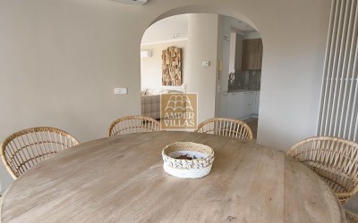Fantastic villa with panoramic sea views.
